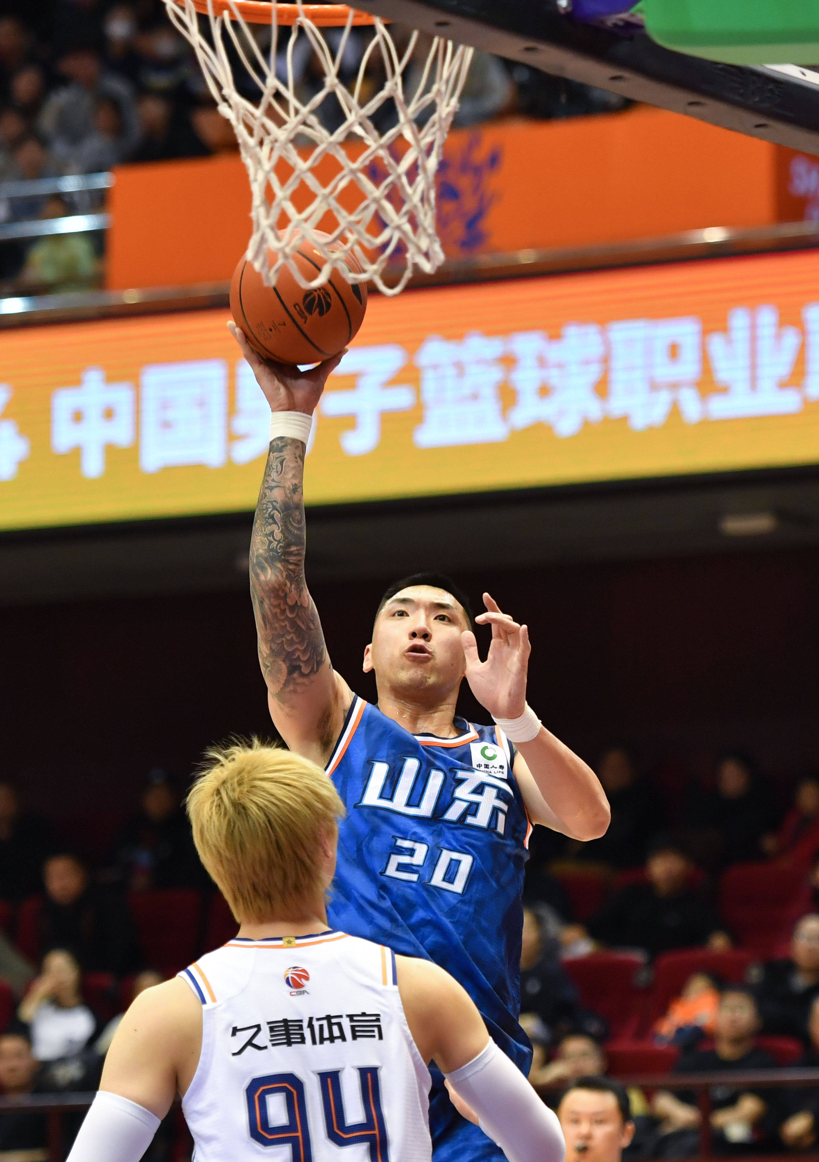 包含上海海港清晨外线爆发，志在CBA常规赛名次提升，媒体盛赞，赛程密集仍需轮换的词条-爱游戏下载