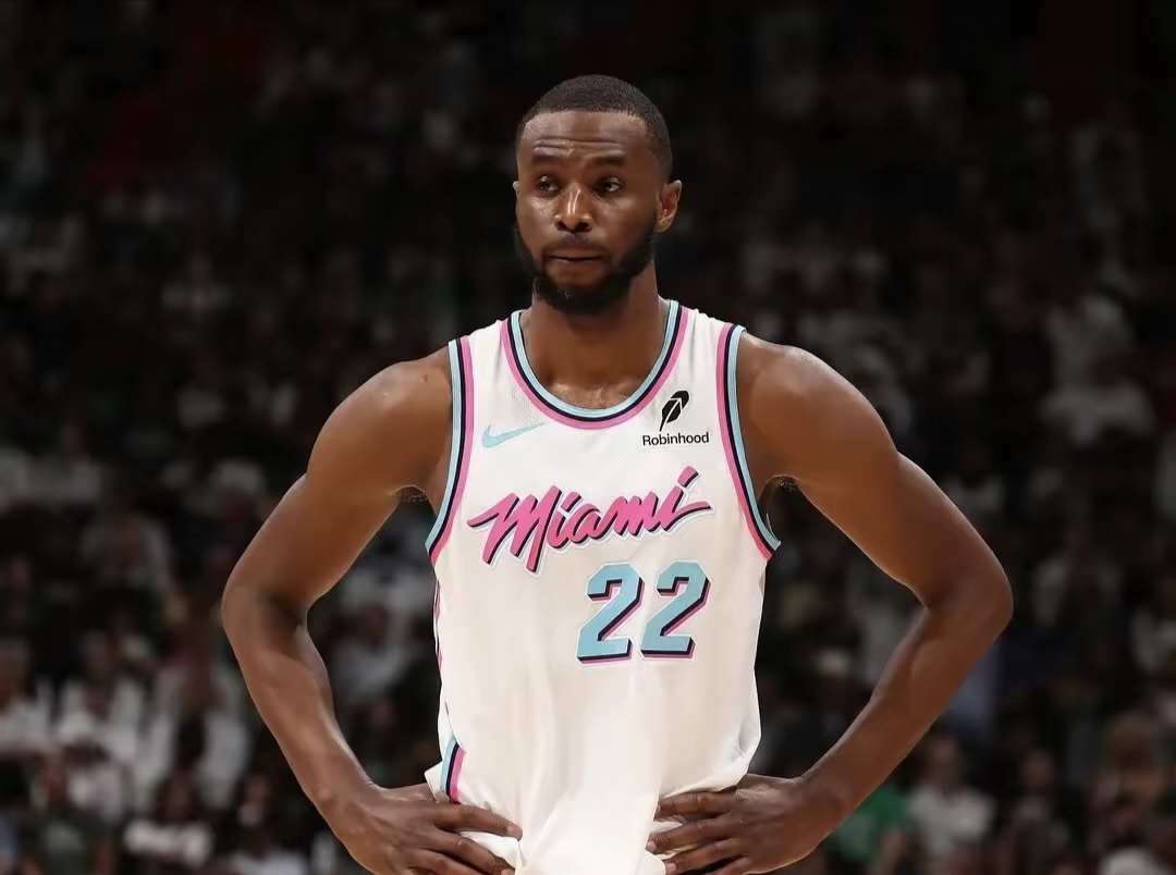 关于NBA常规赛倒计时,华盛顿奇才加时末段队长鼓劲,细节引发关注,引发热议,更衣室氛围转暖的信息 关于NBA常规赛倒计时,华盛顿奇才加时末段队长鼓劲,细节引发关注,引发热议,更衣室氛围转暖的信息