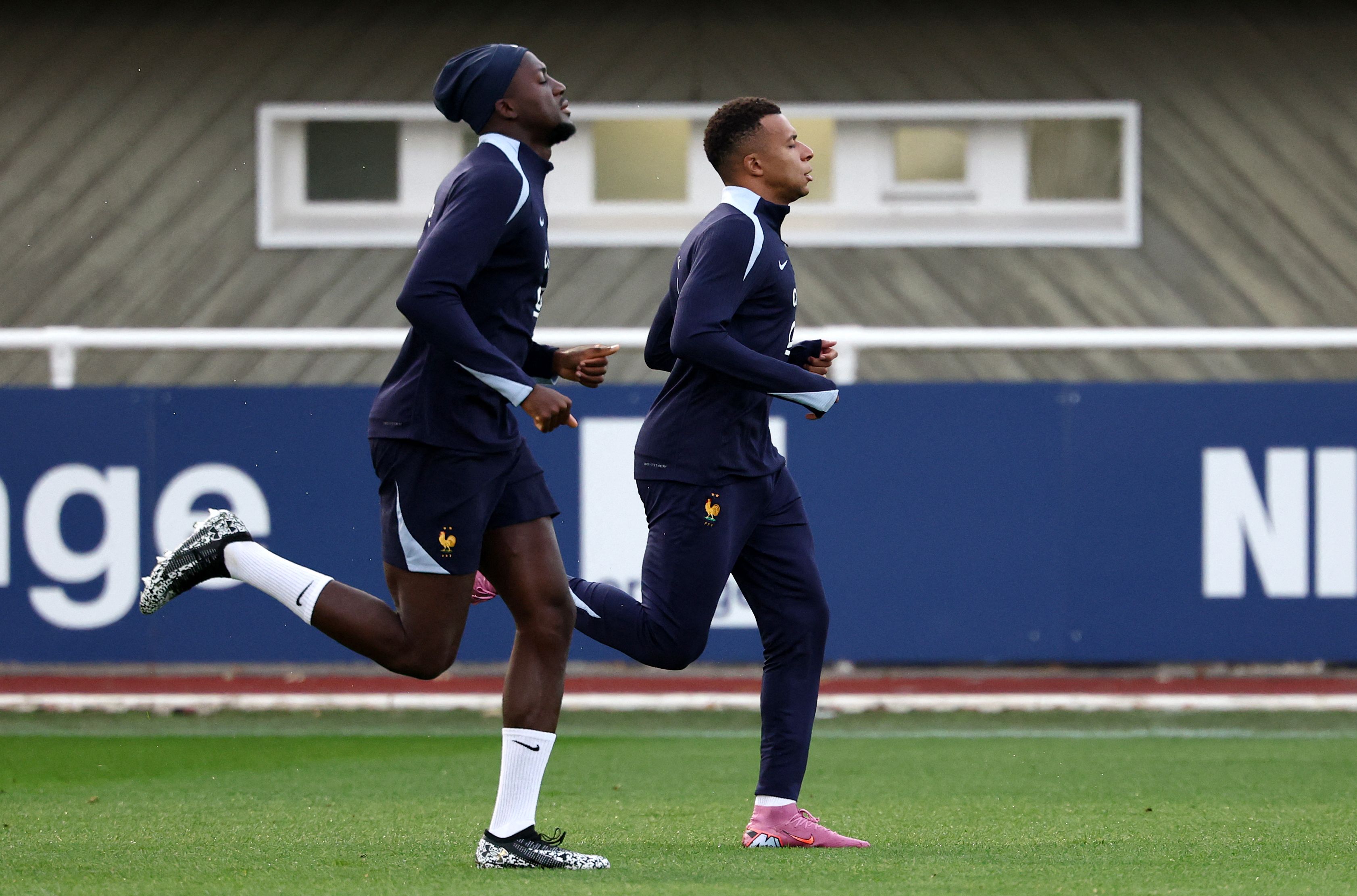 包含赛前体能课后，罗马调整名单备战法国杯，悬念犹存，年轻球员得到机会的词条-爱游戏官网