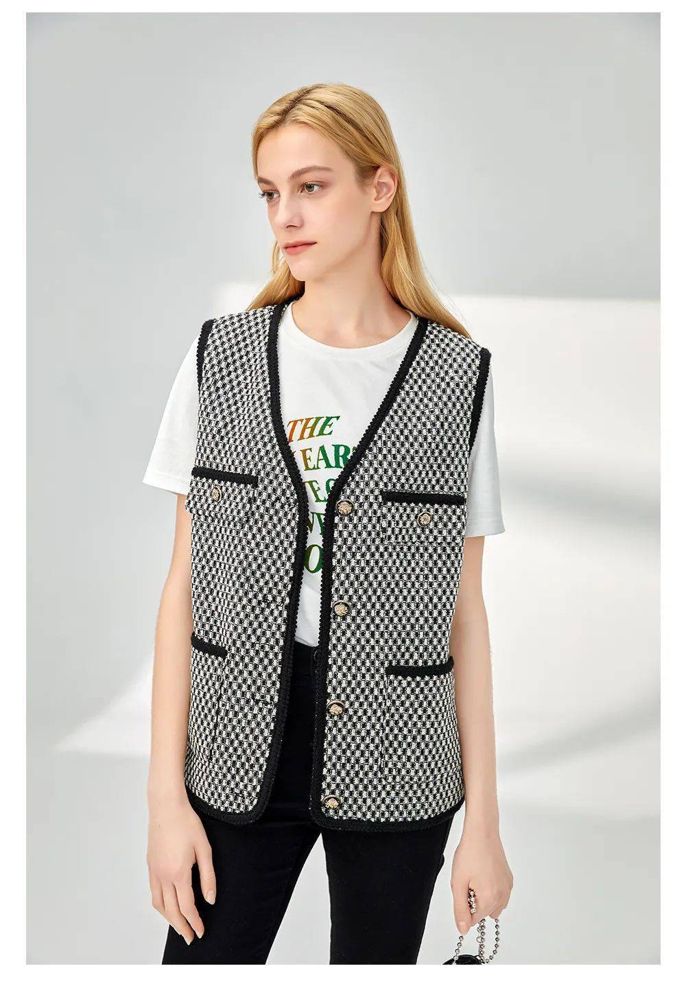 Mo(陌陌下载2025最新版安装)-爱游戏下载